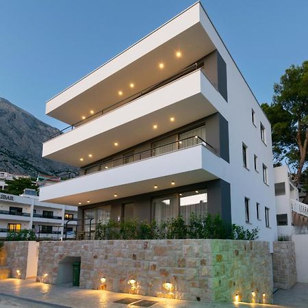 Apartmani Pino 巴什卡沃达 外观 照片
