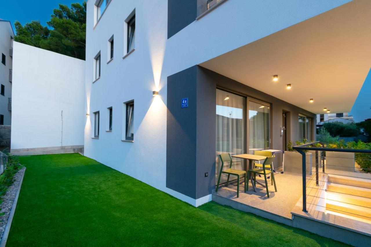 Apartmani Pino 巴什卡沃达 外观 照片