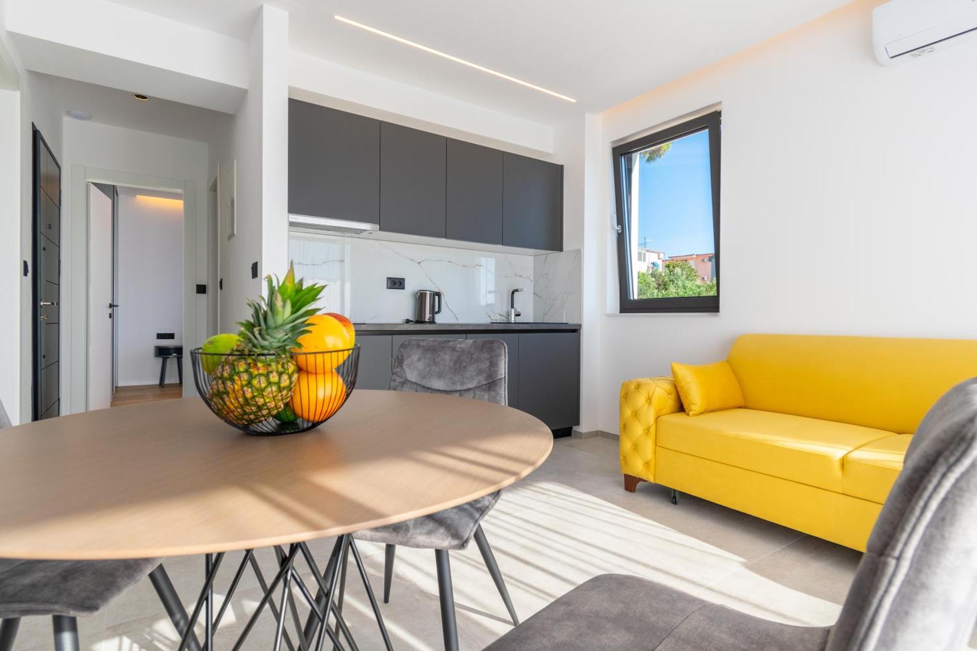 Apartmani Pino 巴什卡沃达 外观 照片