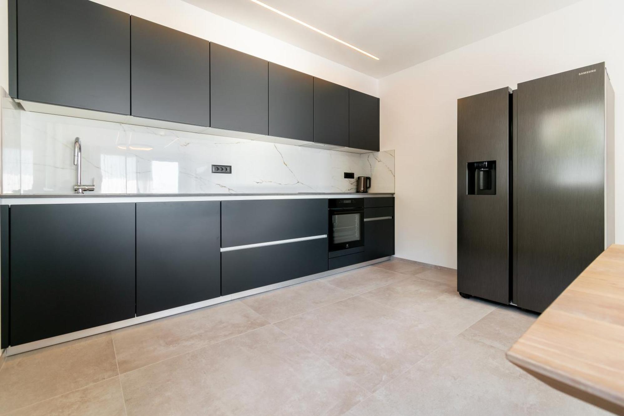 Apartmani Pino 巴什卡沃达 外观 照片